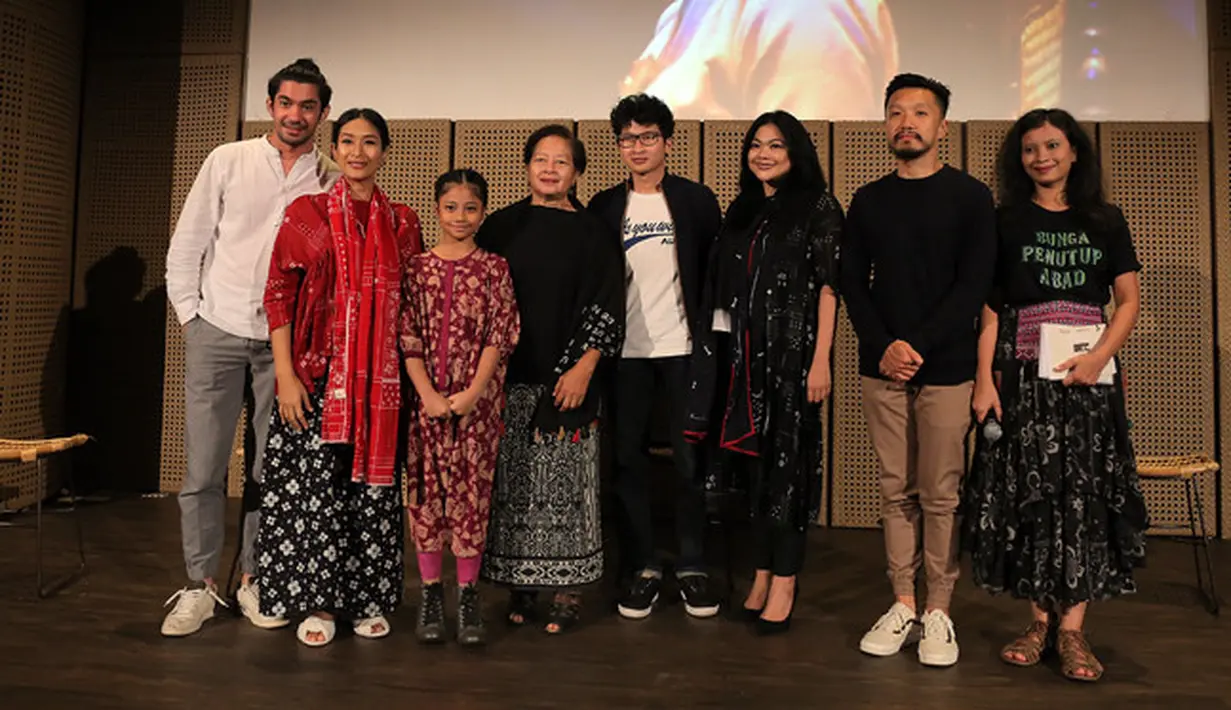 Reza Rahadian dalam jumpa pers pameran Namaku Pram di Galeri Indonesia Kaya, Grand Indonesia, Thamrin, Jakarta Pusat, Rabu (18/4/2018). (Deki Prayoga/Bintang.com)