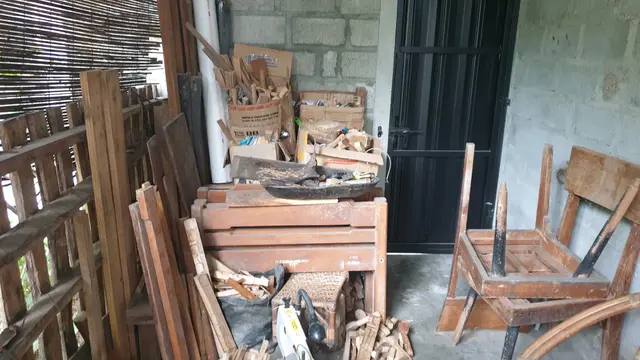 Cerita Pasutri Asal Bantul Merintis Usaha Limbah Kayu, Dari Eksperimen Kecil Jadi Bisnis Bernilai Ekonomi