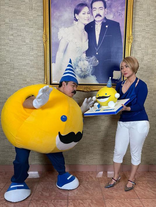 <p>Selama 27 tahun bersama Adam Suseno, Inul Daratista mengaku tidak pernah merayakan hari ulang tahun pernikahannya. Malahan, Inul selalu lupa dengan tanggal pernikahannya mereka. (Instagram/inul.d)</p>