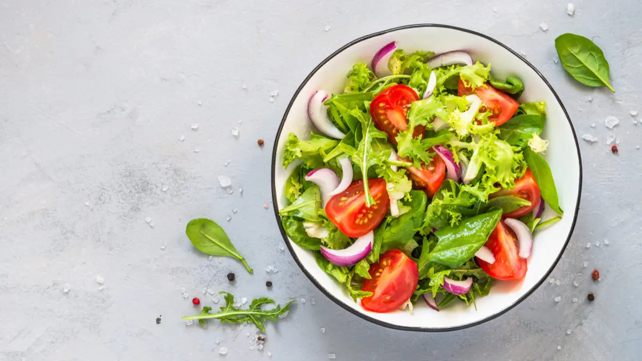 Ilustrasi Salad Sayur