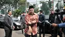 Wakil Ketua DPR Fahri Hamzah tiba di Rutan Klas I Cipinang, Jakarta, Rabu (6/2). Selain menjenguk, Fadli Zon dan Fahri mempertanyakan rencana pemindahan Ahmad Dhani ke Surabaya guna menjalani persidangan atas kasus yang sama. (Merdeka.com/Iqbal S Nugroho)