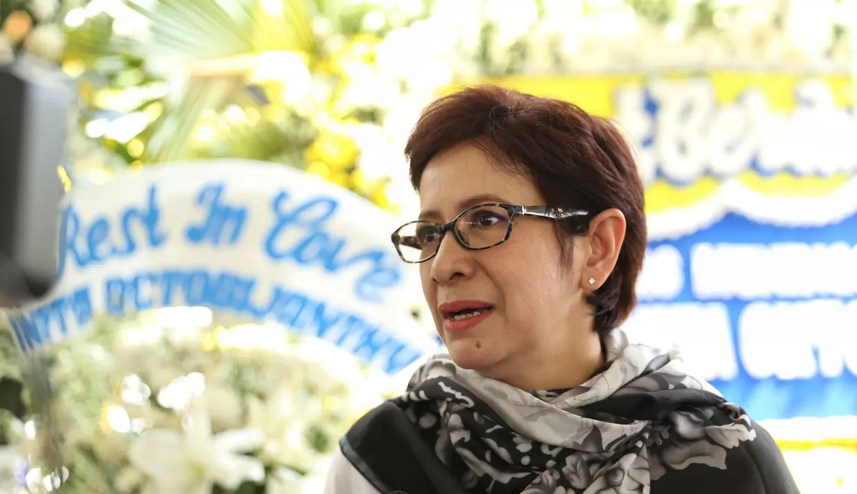 Melayat ke Istri Indro -