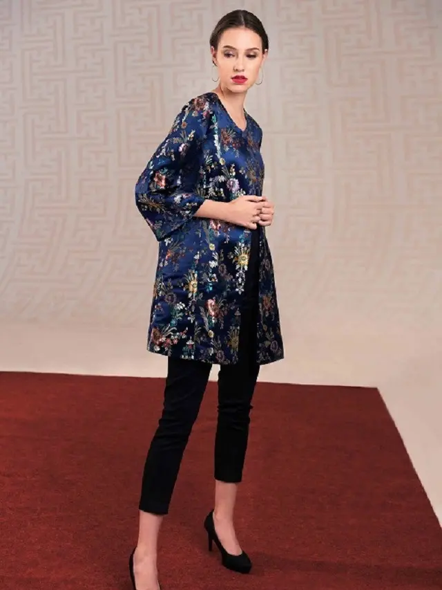 [Bintang] Glamor Kekinian, Tampil Kece dengan Koleksi Imlek Brand Ini