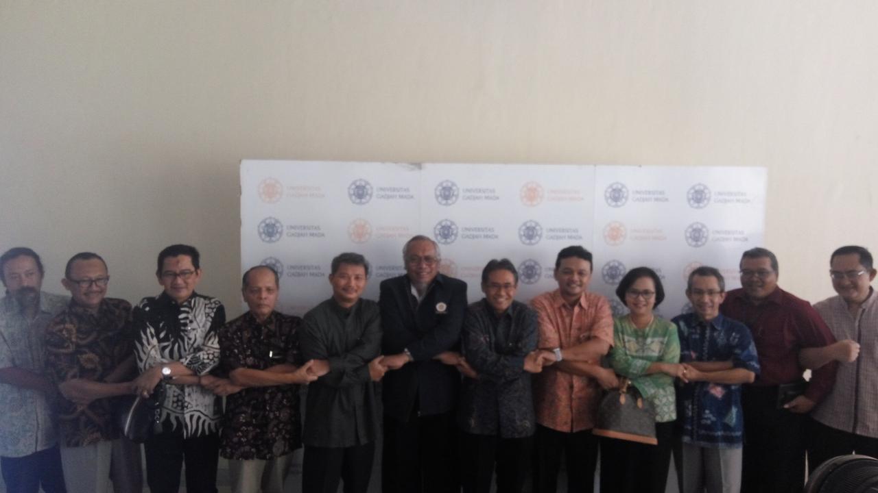 Seruan Perdamaian UGM