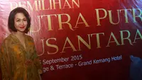 Ayu Diah Pasha saat jumpa pers Pemilihan Putra dan Putri Batik Nusantara 2015