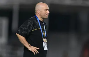 Persebaya Surabaya Harus Siap Bongkar Taktik Parkir Bus Persijap Jepara
