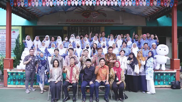Edukasi Pilah Sampah Sembari Bertukar Budaya