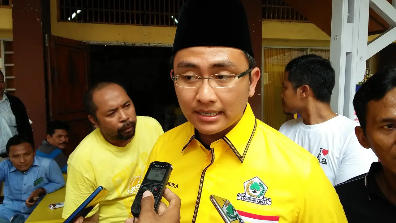 Andika Hazrumi