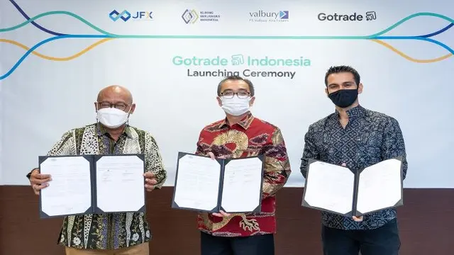 Direktur Utama KBI Fajar Wibhiyadi, Dirut BBJ Paulus, Pendiri gotrade mas Rohit Mulani  berkolaborasi meluncurkan Gotrade Indonesia (Foto:PT Valbury Asia Futures)