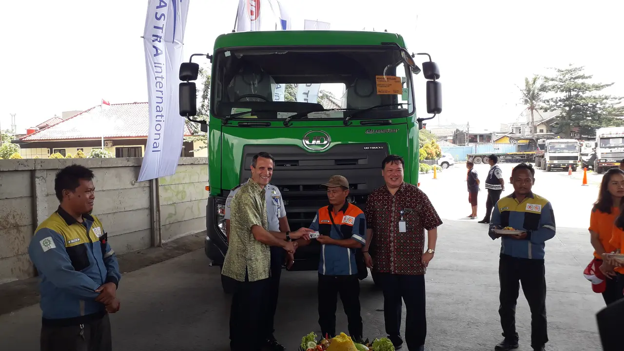 SIM Gratis dari UD Trucks
