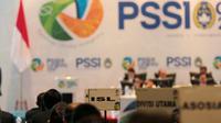 Kongres Luar Biasa PSSI di Hotel Mercure Ancol, Kamis (10/11/2016). (Bola.com/NIcklas Hanoatubun)