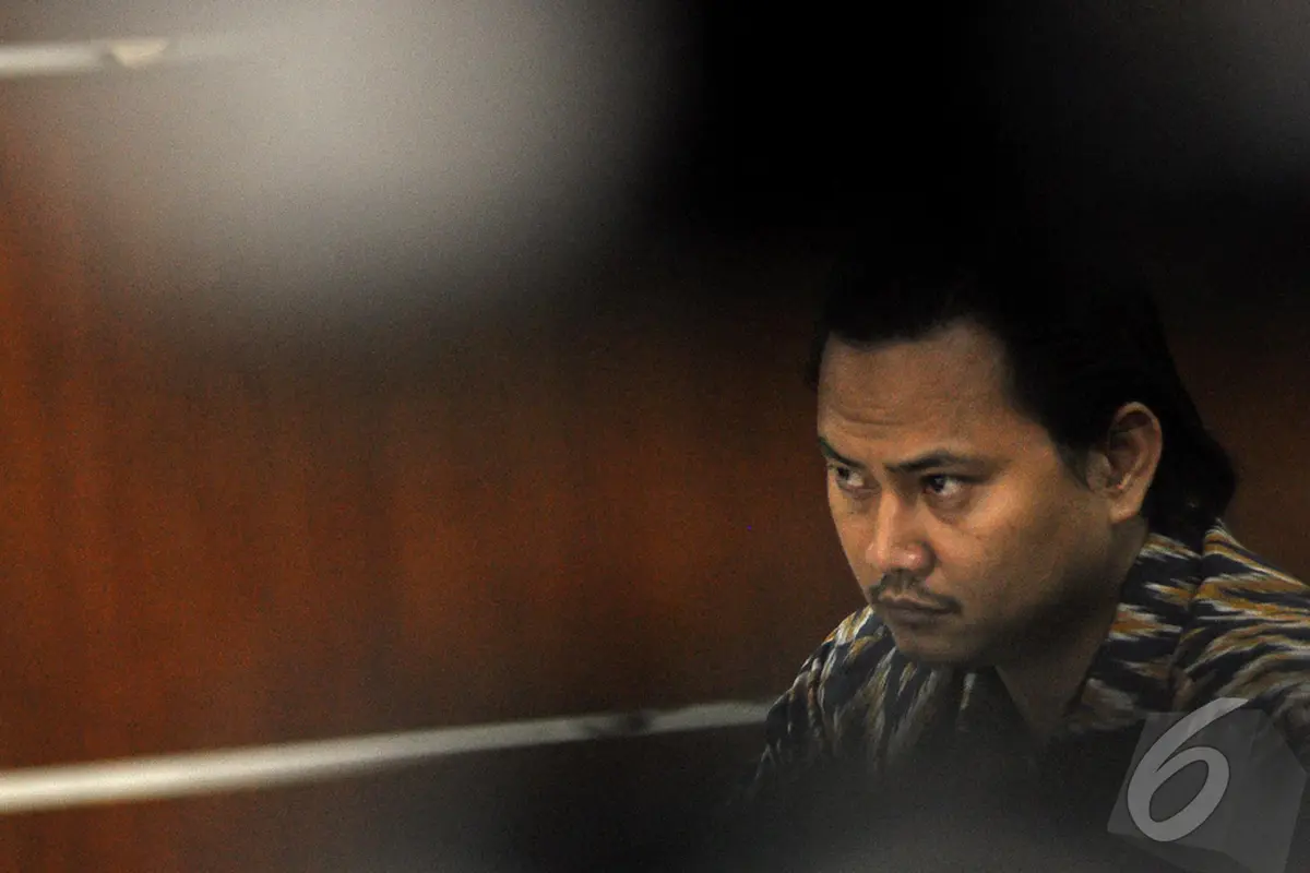 Gaya Riefan Avrian Saat Mengikuti Sidang Lanjutan
