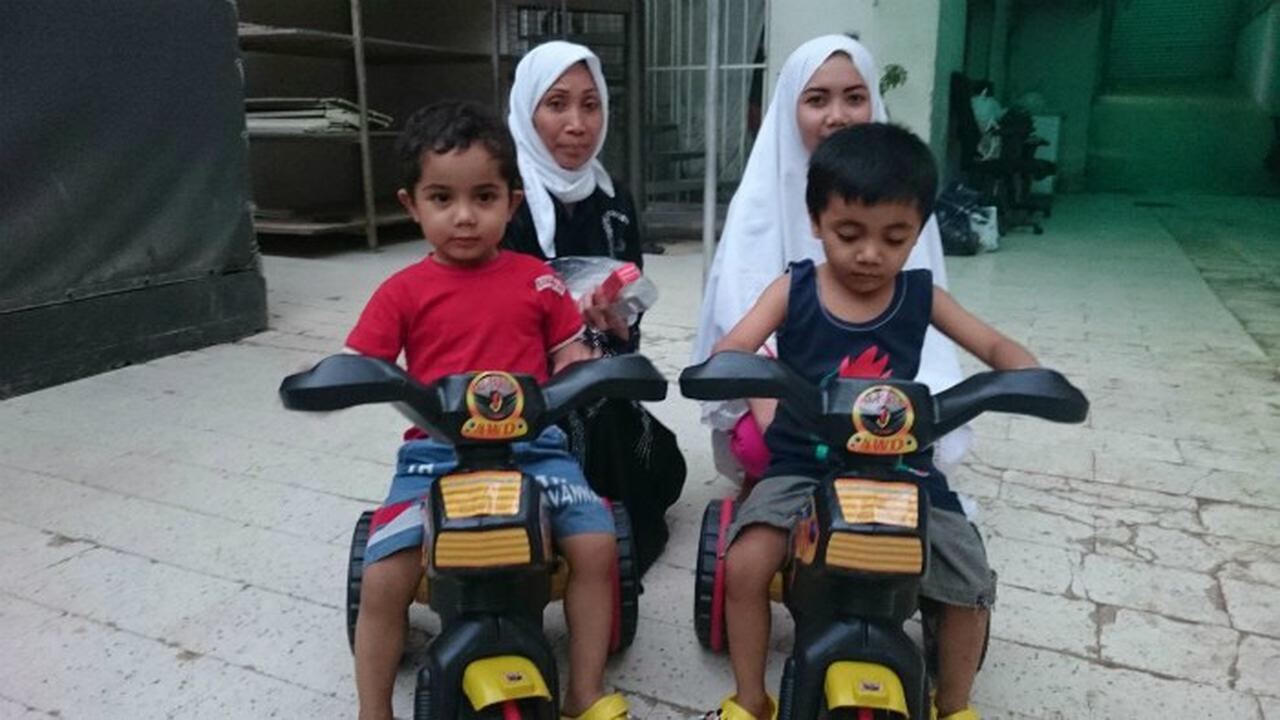 Dua bocah Indonesia diselamatkan dari perang Suriah