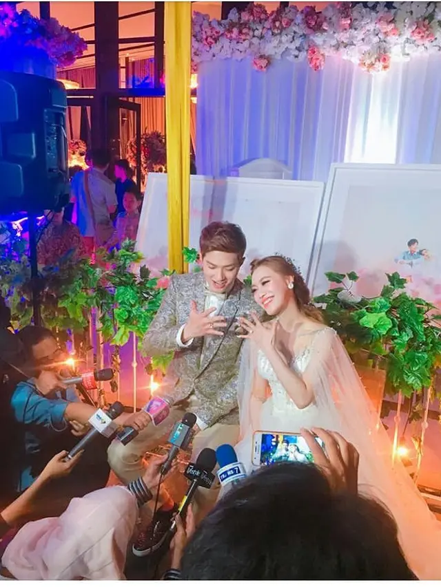 [Bintang] Lee Jeong Hoon dan Moa