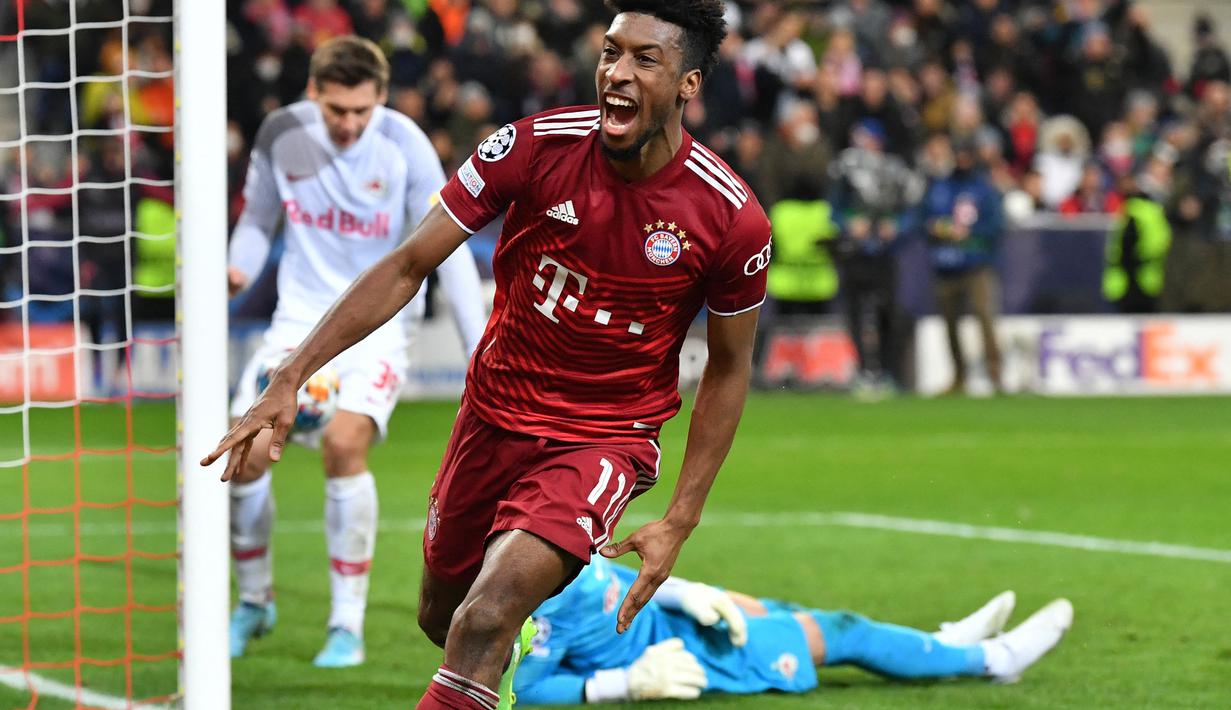 Penyerang Bayern Munchen Kingsley Coman merayakan gol yang dicetaknya ke gawang Red Bull Salzburg dalam leg pertama 16 besar Liga Champions di Red Bull Arena, Kamis dini hari WIB (17/2/2022). Bayern Munchen meraih hasil imbang 1-1 saat bertandang ke markas RB Salzburg. (KERSTIN JOENSSON/AFP)