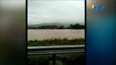 Longsor dan tanah amblas juga terjadi dibeberapa wilayah hingga menewaskan tiga orang. Sementara tiga lainnya masih dalam pencarian.