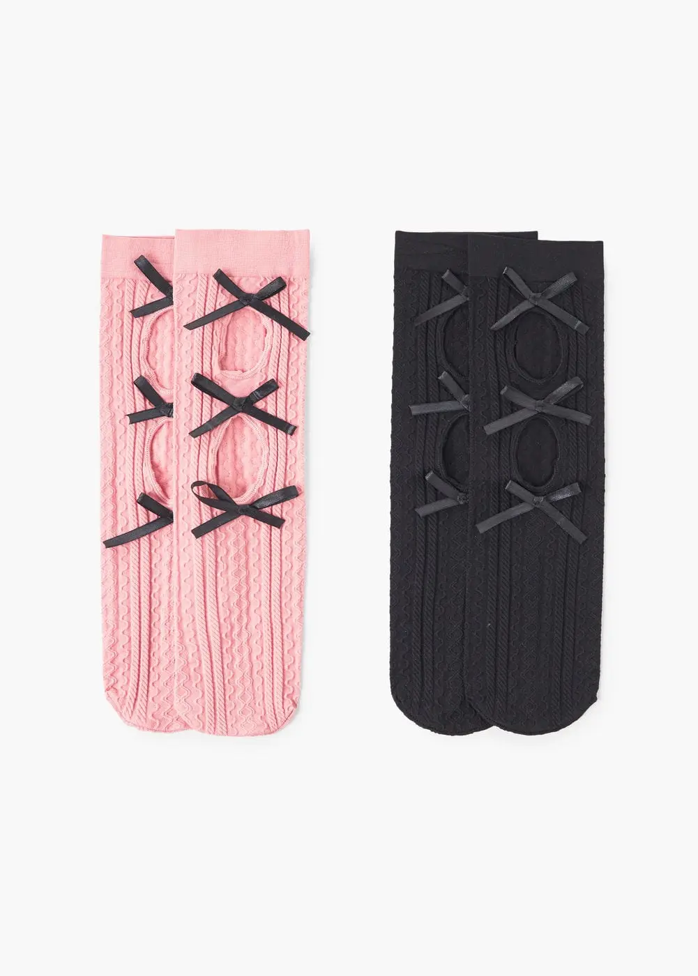 2 pack patterned socks, Rp 169.000. (shop.mango.com)
