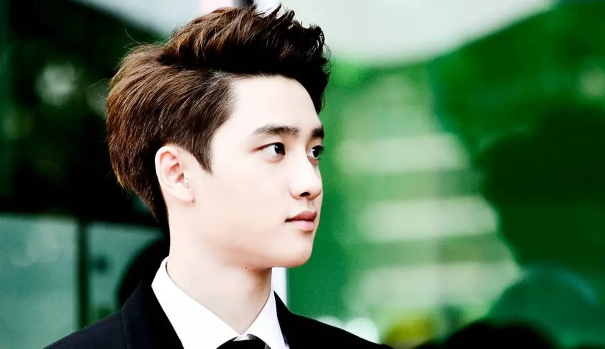 Gara-gara peristiwa itu, ia pun memutuskan untuk menutupi identitasnya sebagai putra mahkota. Ia pun mengganti namanya menjadi Won Deuk. (Foto: allkpop.com)