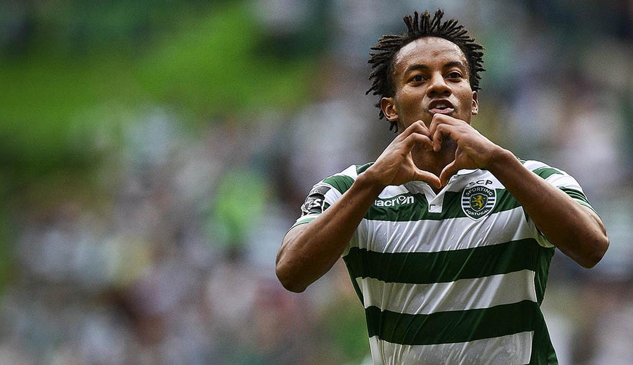 2. Andre Carrillo, gelandang Sporting ini menjadi buruan dari MU. Menurut A Bola, dirinya merupakan pemain incaran Mourinho dan untuk mewujudkan transfer itu Setan Merah menyiapkan dana sekitar 19 juta poundsterling. (AFP/Patricia De Melo Moreira)