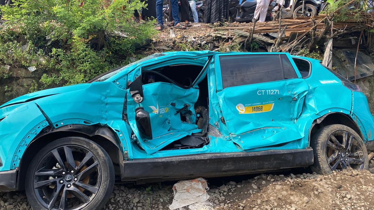 Reaksi Menhub soal Kelaikan Taksi Green SM Disorot usai Kecelakaan KRL di Bekasi Timur