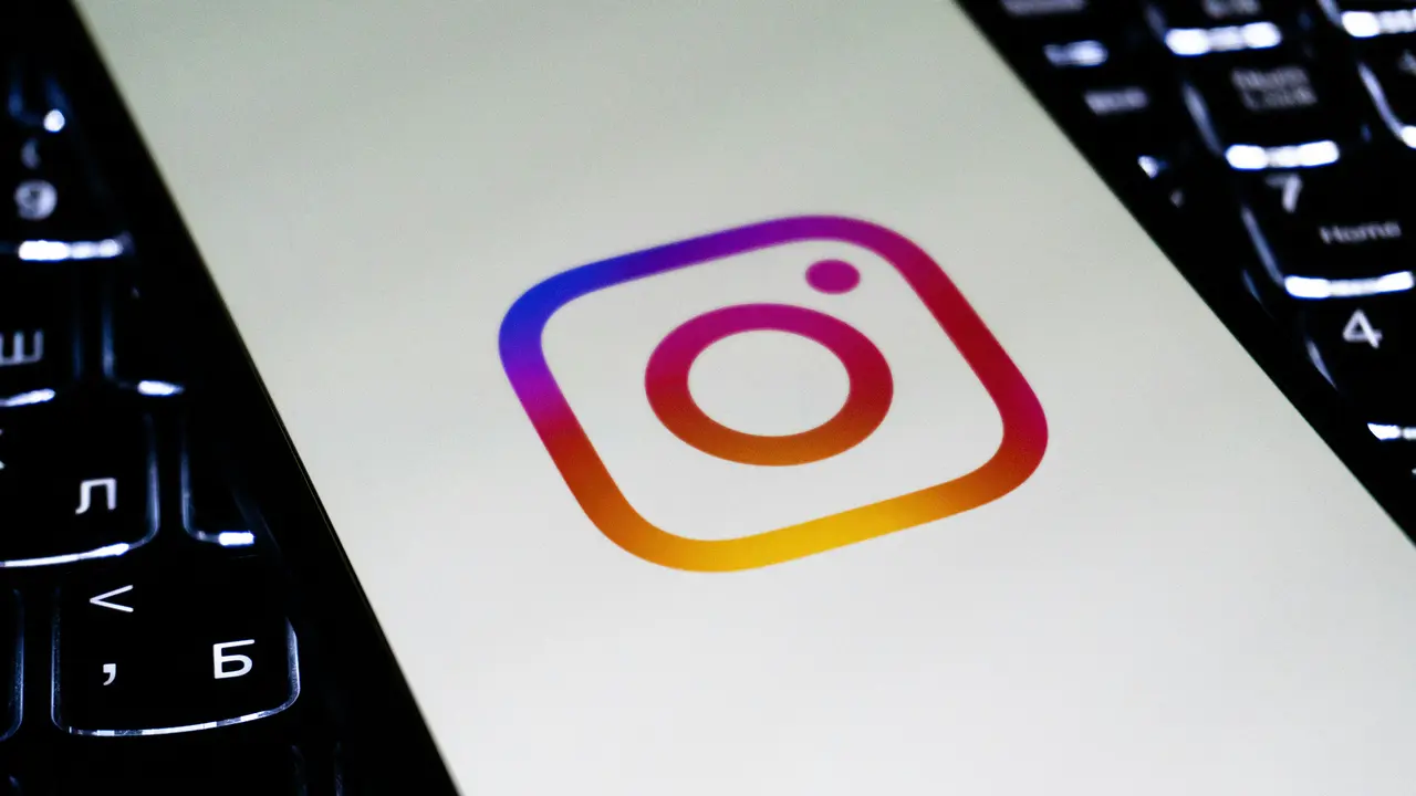 Ilustrasi Instagram