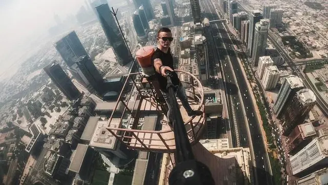 Seorang pria asal Prancis bernama Remi Lucidi (30) meninggal dunia usai terjatuh ketika melakukan olahraga ekstrem di gedung tinggi di Hong Kong. (Foto: Instagram/@remnigma)