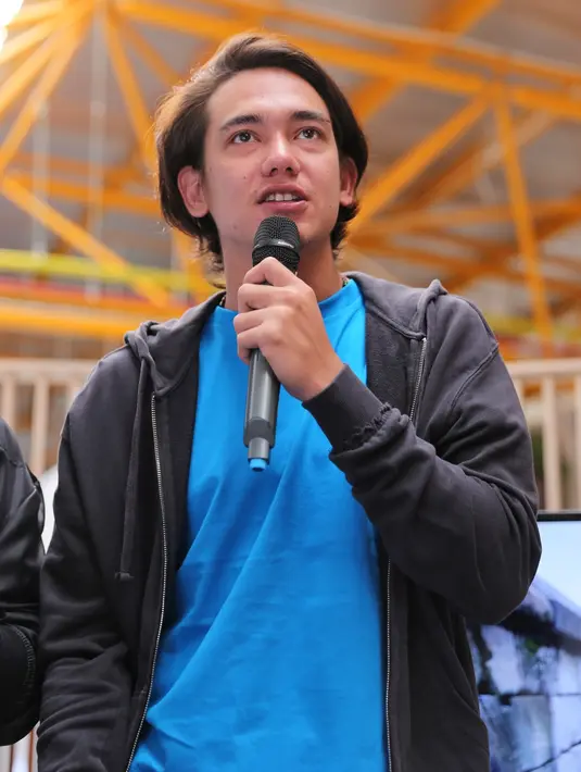 Adipati Dolken