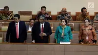 Menteri Keuangan, Sri Mulyani saat menghadiri rapat paripurna di gedung DPR, Jakarta, Selasa (11/7). Rapat Paripurna juga membahas pokok-pokok kebijakan fiskal Rancangan APBN 2018 melalui Menteri Keuangan Sri Mulyani Indrawati. (Liputan6.com/Johan Tallo)