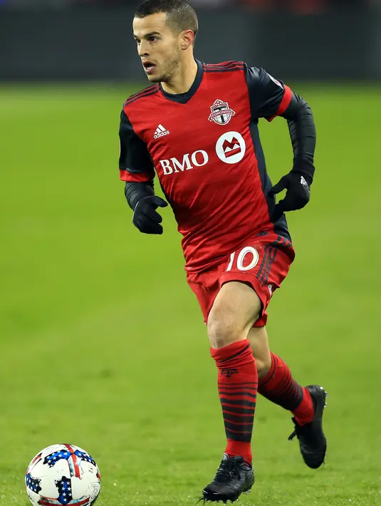 2. Sebastian Giovinco - Pemain lawan harus waspada dengan pemain timnas Italia ini. Ia kerap menciptakan umpan-umpan ciamik yang berbuah gol bagi rekan setim. (AFP/Vaughn Ridley)