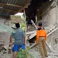 Satu rumah di Dayeuhluhur, Cilacap ambruk usai terdampak gempa bumi perbatasan Cilacap-Kota Banjar. (Foto: Liputan6.com/BPBD Cilacap/Muhamad Ridlo)