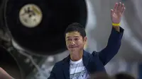 Miliarder Jepang, Yusaku Maezawa dalam konferensi pers di Hawthorne, California, 17 September 2018. SpaceX, perusahaan transportasi luar angkasa milik Elon Musk, mengumumkan Usaku Maezawa sebagai penumpang pertama penerbangan ke bulan. (DAVID MCNEW/AFP)