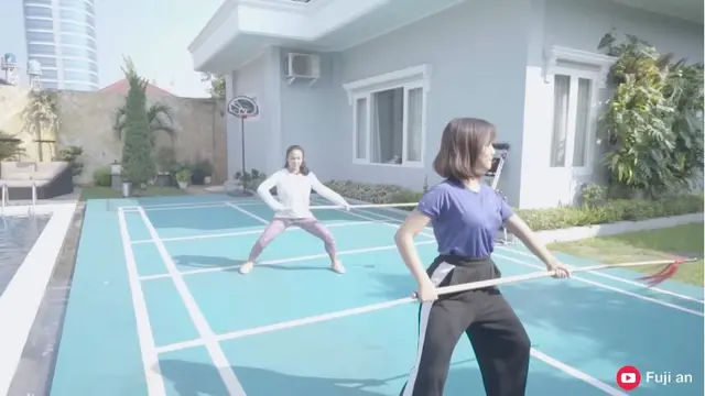 7 Momen Fuji Belajar Wushu Bareng Krisdayanti, Gerakannya Curi Perhatian