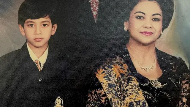 6 Foto Jadul Raffi Ahmad saat Masih di Usia SD, Mirip Rafathar?