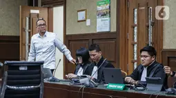 Tim Jaksa Komisi Pemberantasan Korupsi (KPK) menghadirkan sejumlah saksi dalam sidang perkara gratifikasi mantan pejabat Ditjen Pajak Kemenkeu, Rafael Alun Trisambodo. (Liputan6.com/Faizal Fanani)