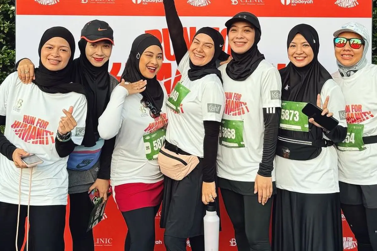 Irish Bella ikut lari maraton (https://www.instagram.com/p/C08LaBfvjbg/)
