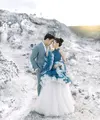 Foto-foto prewedding Jessica Jane dan Erwin Phang sukses mencuri perhatian di media sosial. Mengusung konsep yang elegan dan penuh kehangatan, pemotretan ini terasa seperti adegan romantis dalam drama China.  [@jessicajane99].