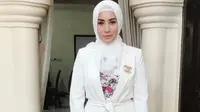 Shinta Bachir Siap Dinikahi Duda Tiga Anak
