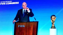 Pengumuman tuan rumah Piala Dunia 2030 ini disampaikan langsung oleh Presiden FIFA Gianni Infantino dalam Kongres Luar Biasa yang digelar secara virtual yang dihadiri 211 anggota. (Foto: AFP)
