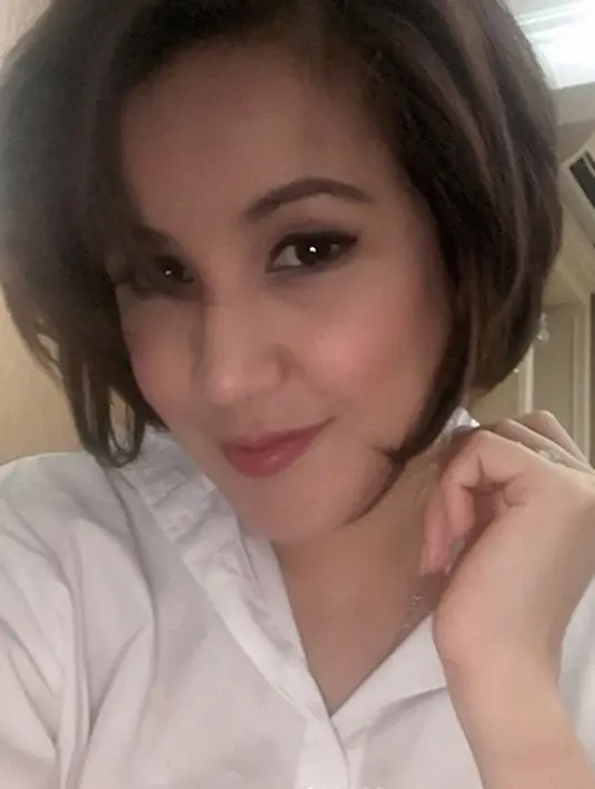 Hal ini terbilang aneh baginya, mengingat sebelum hamil dirinya tidak begitu suka dengan masakan tersebut lantaran lebih suka masakan Indonesia. Namun saat hamil ini semuanya menjadi terbalik. (Instagram/andisorayabeatrix)