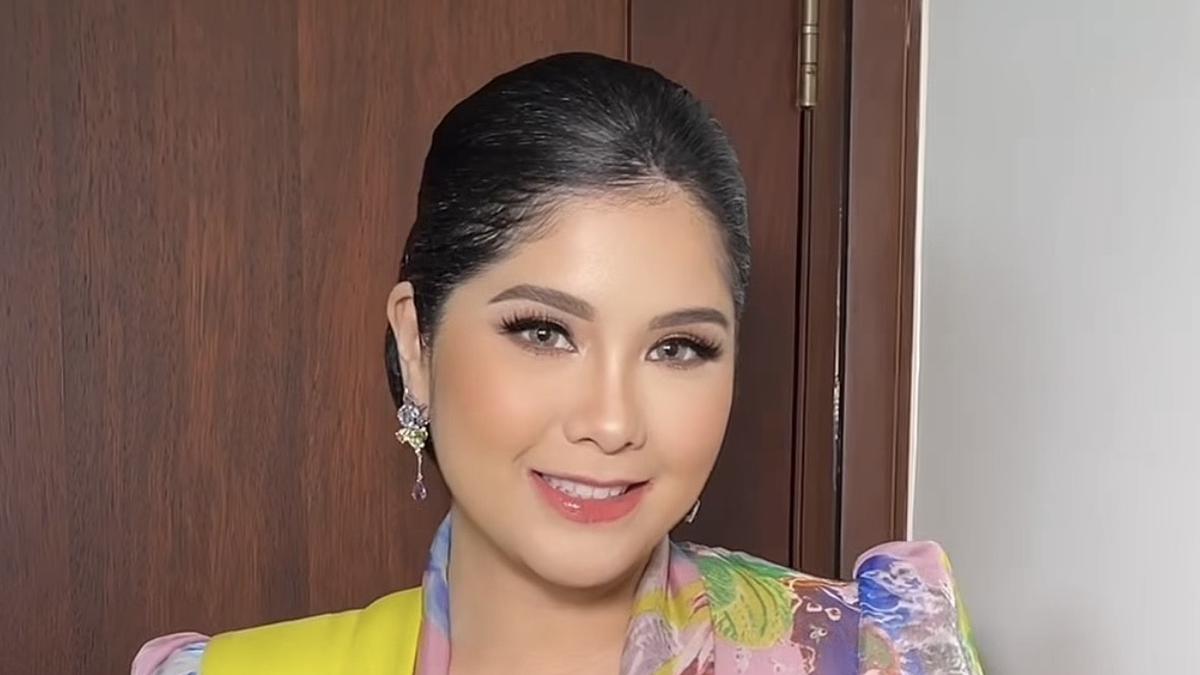 Pesona Annisa Pohan Dibalut Kebaya Saat Hadir di Acara Siraman Putri Dede Yusuf