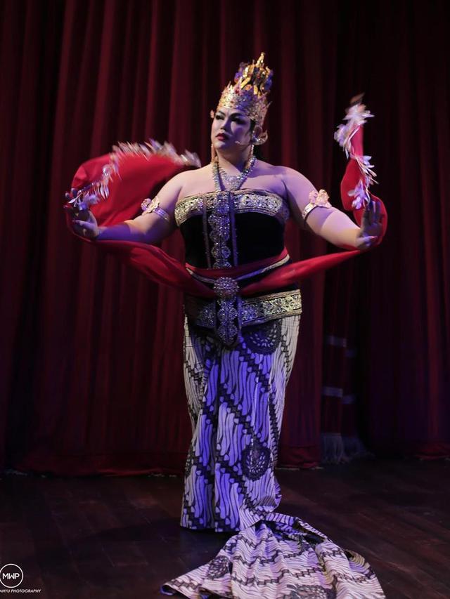 Potret Ivan Gunawan Perankan Wayang Dewi Arimbi (sumber: instagram/bennusorumba)