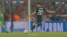 Berita video gol-gol kemenangan Real Madrid atas Bayern Munchen pada leg pertama semifinal Liga Champions 2017-2018. This video presented by BallBall.