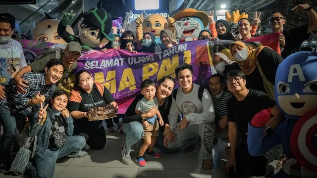 Paula Verhoeven mendapat kejutan ultah (Instagram/paula_verhoeven)