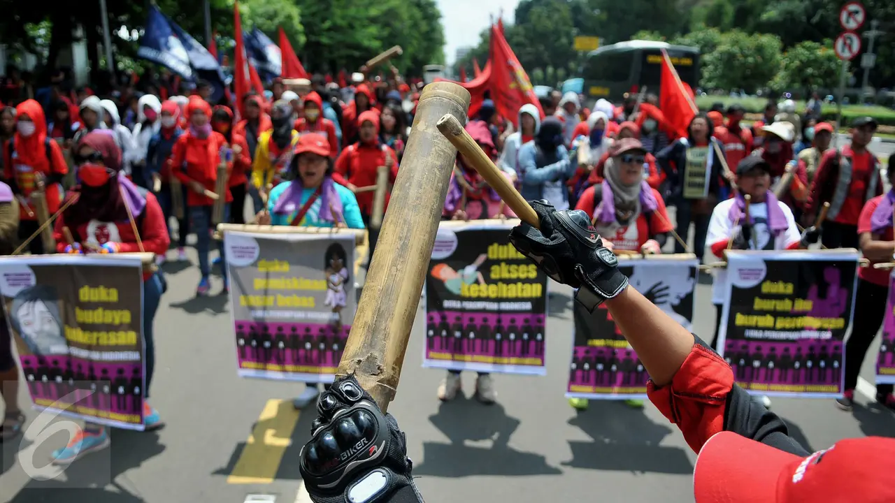 20160308-Aksi Long March Warnai Peringatan Hari Perempuan Internasional-Jakarta