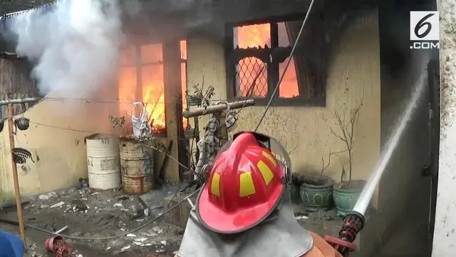 VIDEO: Kebakaran Rumah Agen Minyak Tanah