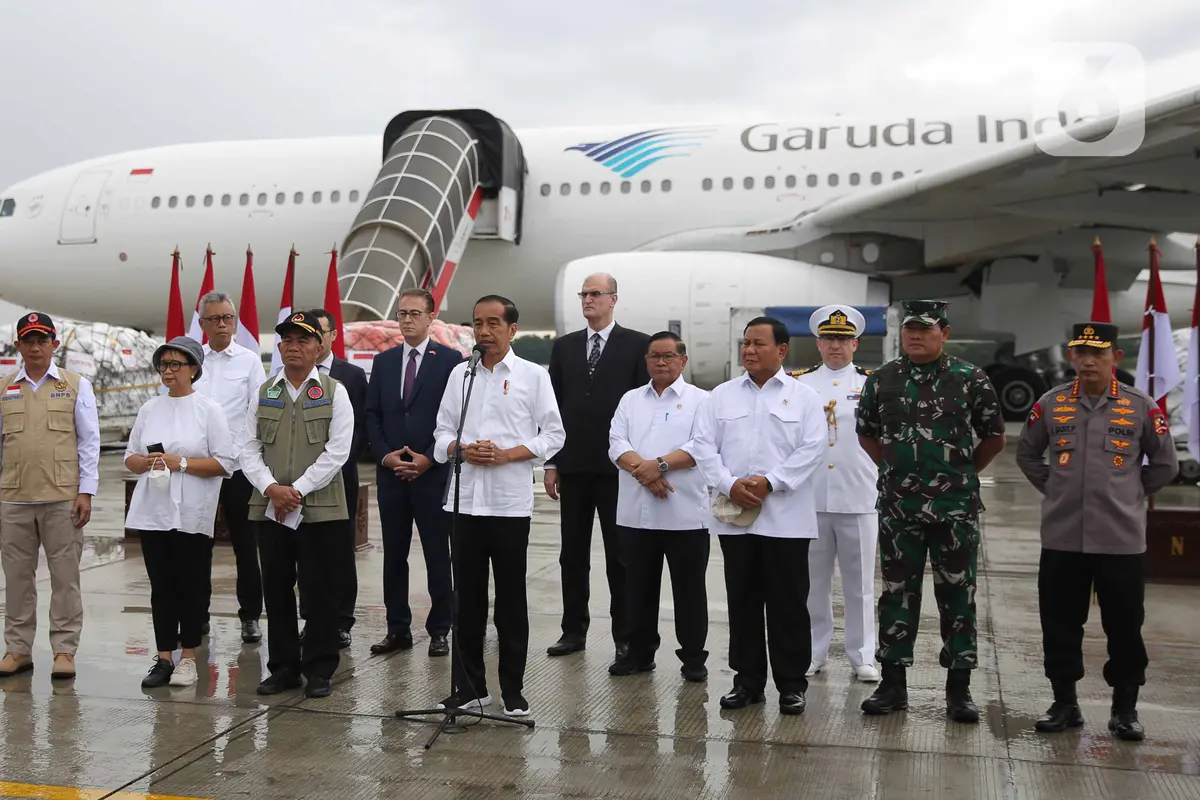 Presiden Joko Widodo Lepas Bantuan Logistik Untuk Korban Gempa Turki Suriah