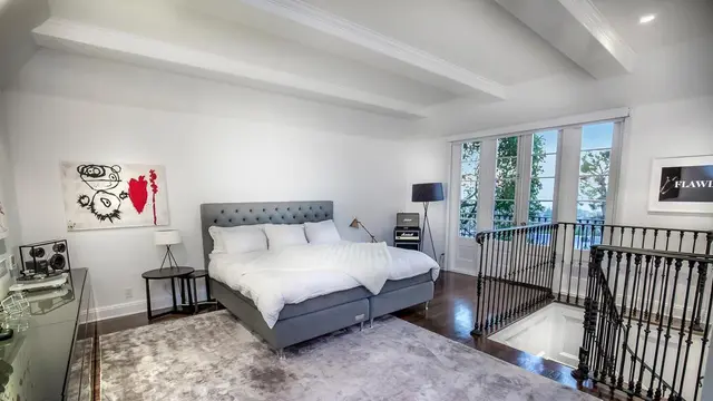 [Bintang] Calvin Harris