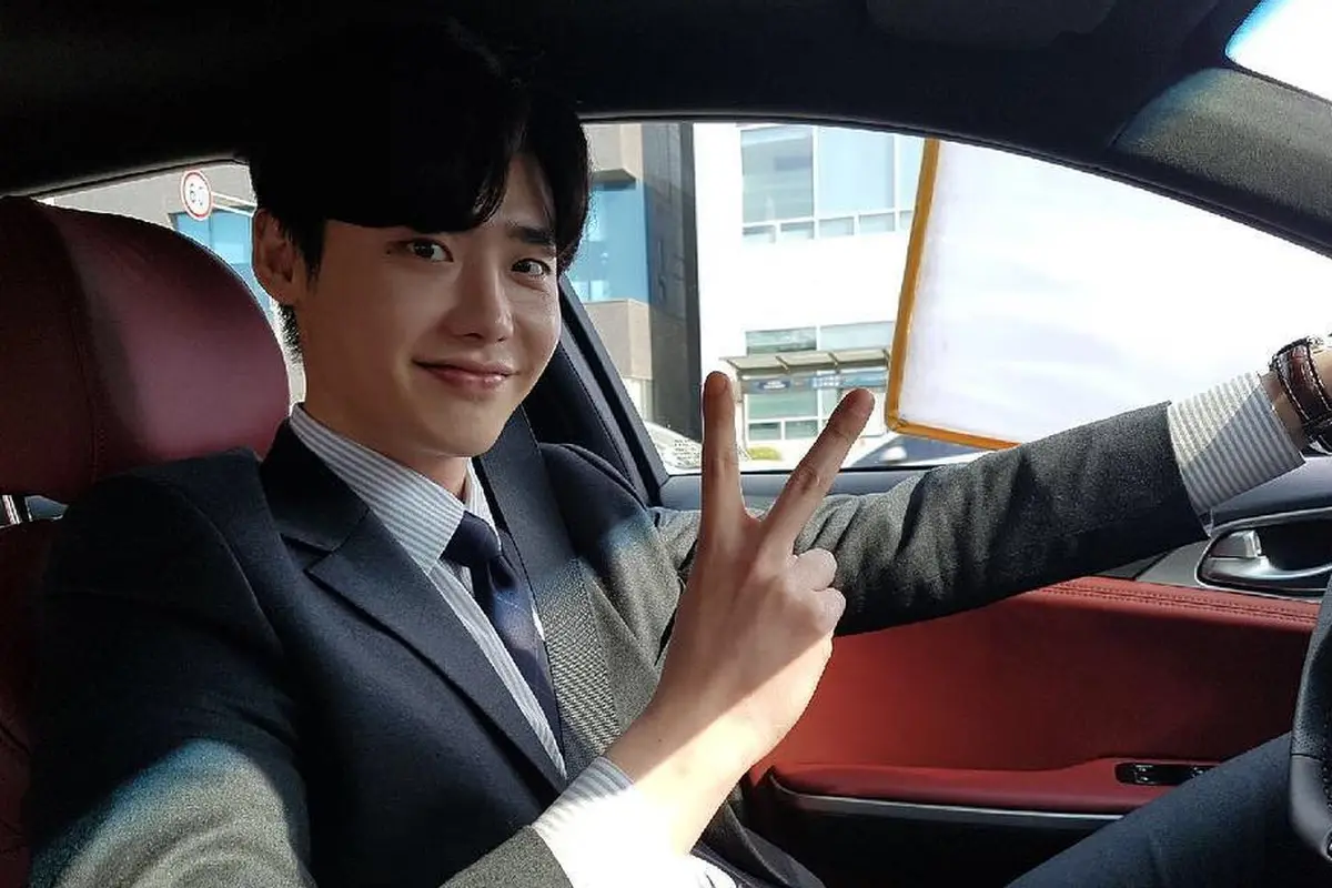 [Bintang] Lee Jong Suk Tak Perpanjang Kontrak dengan YG Entertainment