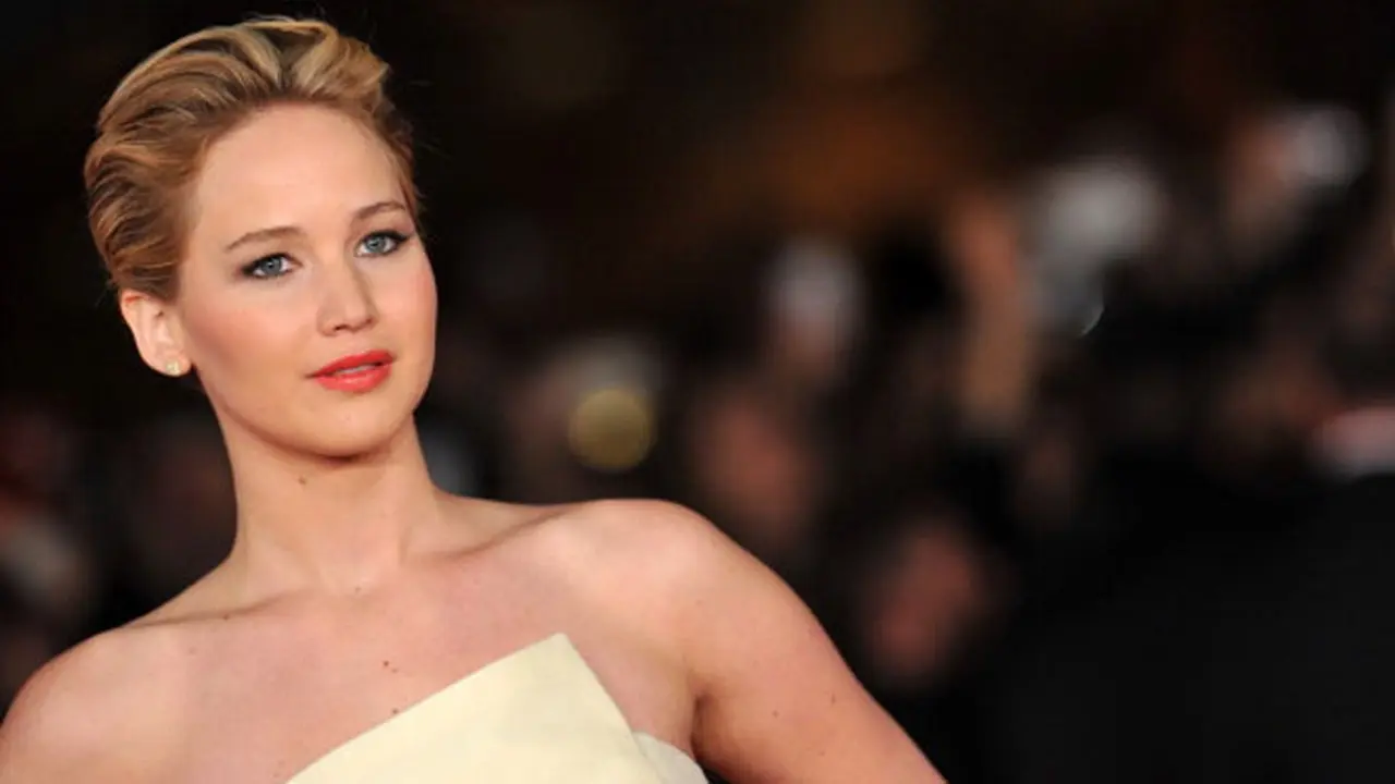 jennifer-lawrence-131115b.jpg