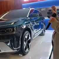 Kenalkan i2C, Konsep Mobil Listrik Nasional yang Mejeng di GIIAS 2025